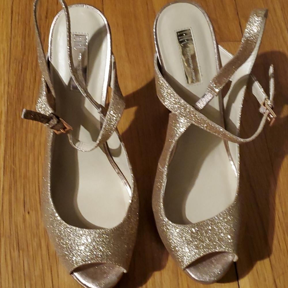 Inc Sparkling shoes